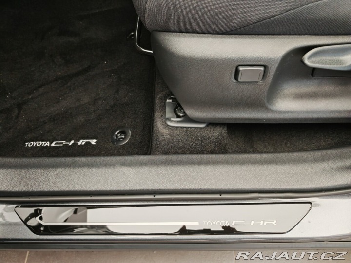 Toyota C-HR 2.0L PHEV 151 - 4x2 - 1 C 2024