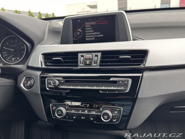 BMW X1 sDrive18i 2016