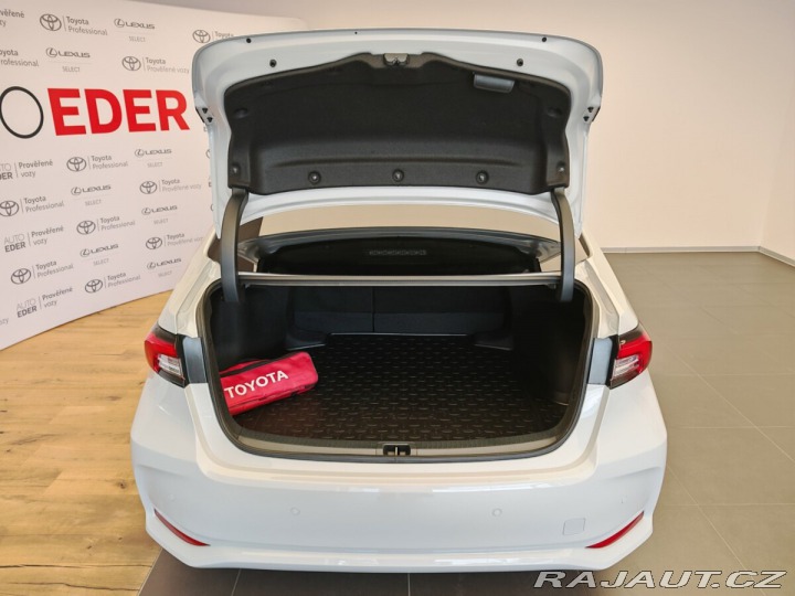 Toyota Corolla 1,8 Hybrid e-CVT GR SPORT 2024