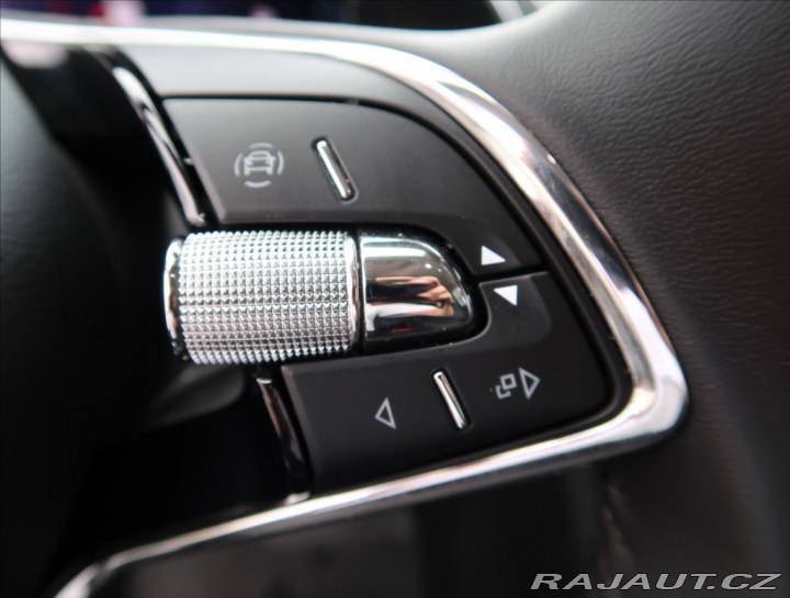 Škoda Superb 2,0 TSi DSG  1 MAJITEL 2023