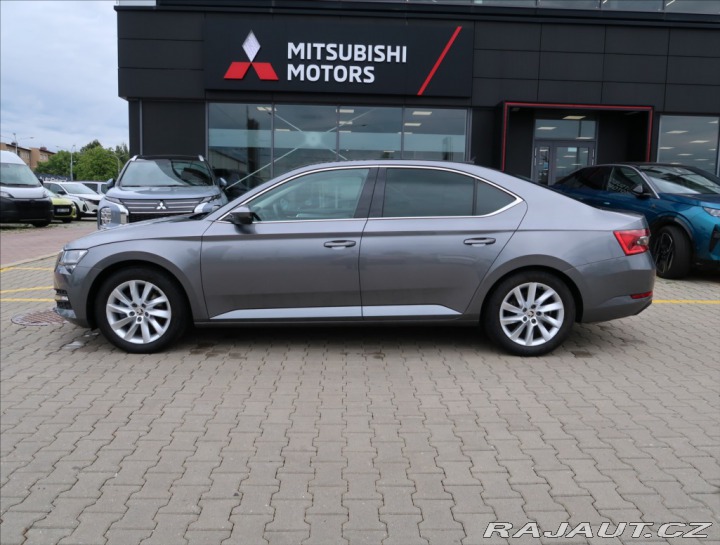 Škoda Superb 2,0 TSi DSG  1 MAJITEL 2023