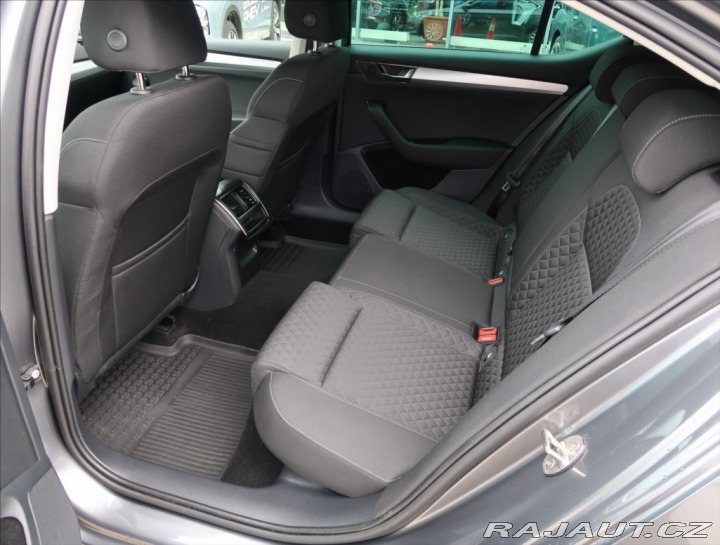 Škoda Superb 2,0 TSi DSG  1 MAJITEL 2023