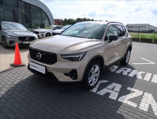 Volvo XC40 2,0 B3 AUT Plus Dark