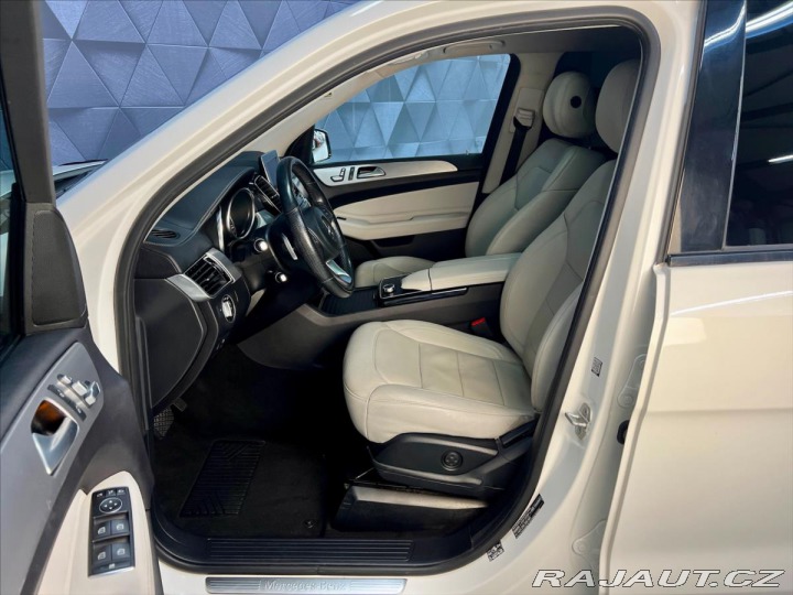 Mercedes-Benz GLS 350d 4MATIC AMG, LED, VZD 2016