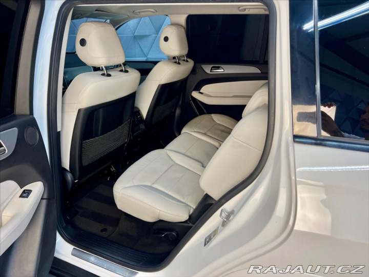 Mercedes-Benz GLS 350d 4MATIC AMG, LED, VZD 2016