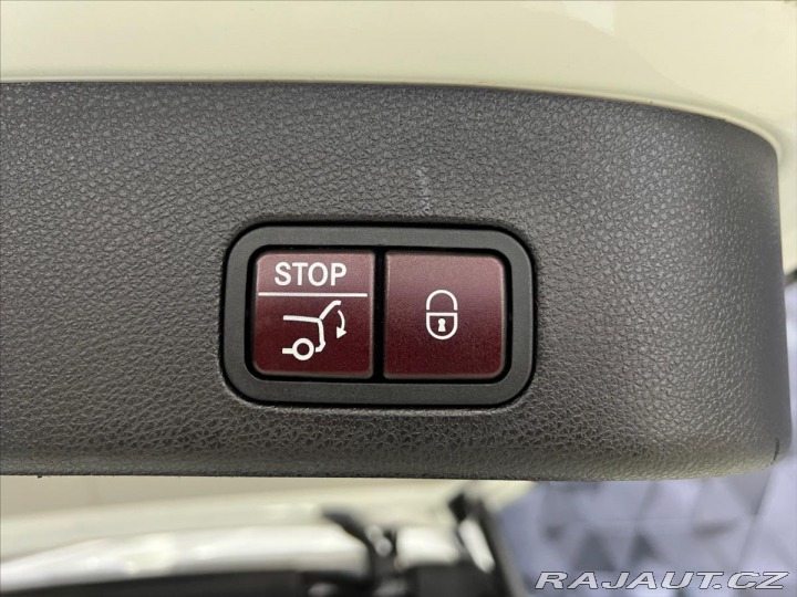 Mercedes-Benz GLS 350d 4MATIC AMG, LED, VZD 2016