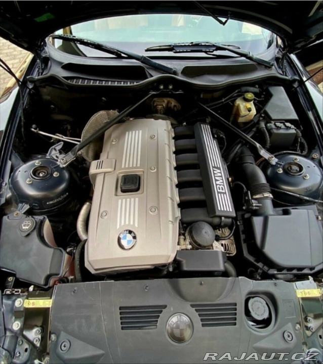 BMW Z4 3,0   si nájezd 112 tis 1800