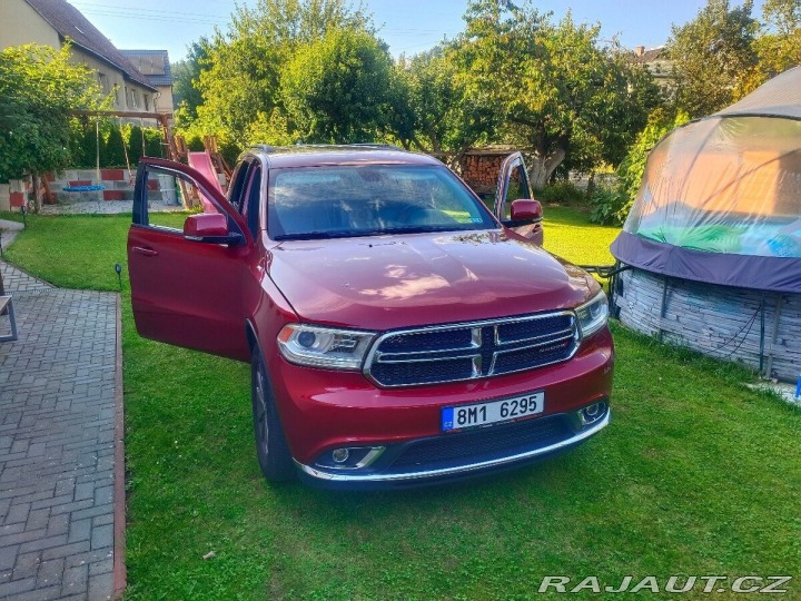 Dodge Durango 3,6   rodinný „tank“ s LP 2014