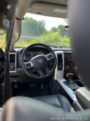 Dodge RAM 5,7   Hemi Laramie 2010