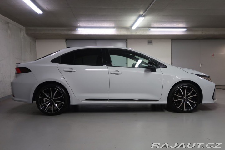 Toyota Corolla 1.8Hybrid,CZ,1Maj,GR Spor 2024