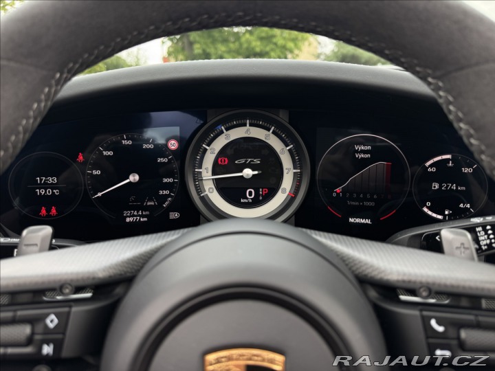 Porsche 911 Carrera GTS Chrono 2024