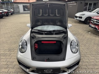 Porsche 911 Carrera GTS Chrono 2024