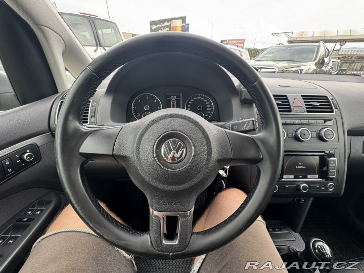 Volkswagen Touran 1,6 TDI 77 KW COMFORT 2013