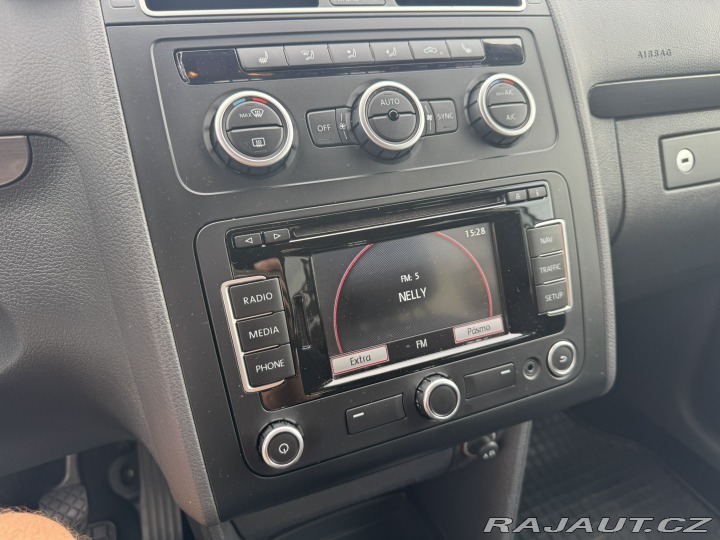 Volkswagen Touran 1,6 TDI 77 KW COMFORT 2013