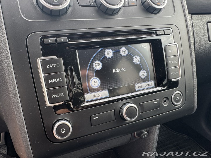Volkswagen Touran 1,6 TDI 77 KW COMFORT 2013