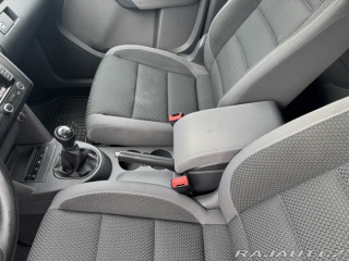 Volkswagen Touran 1,6 TDI 77 KW COMFORT 2013
