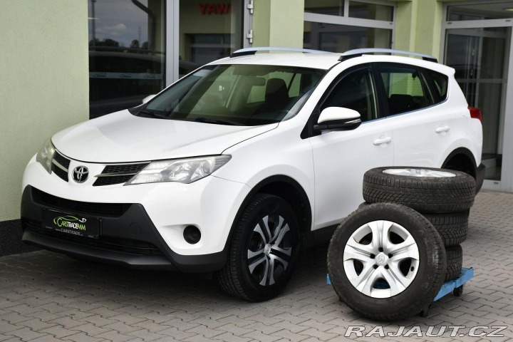 Toyota RAV4 2.0D D4D TAŽNÉ 2xKOLA ČR 2015