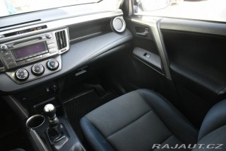 Toyota RAV4 2.0D D4D TAŽNÉ 2xKOLA ČR 2015
