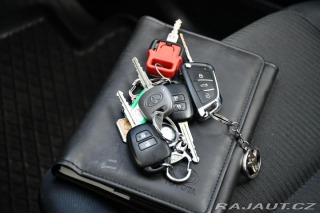 Toyota RAV4 2.0D D4D TAŽNÉ 2xKOLA ČR 2015