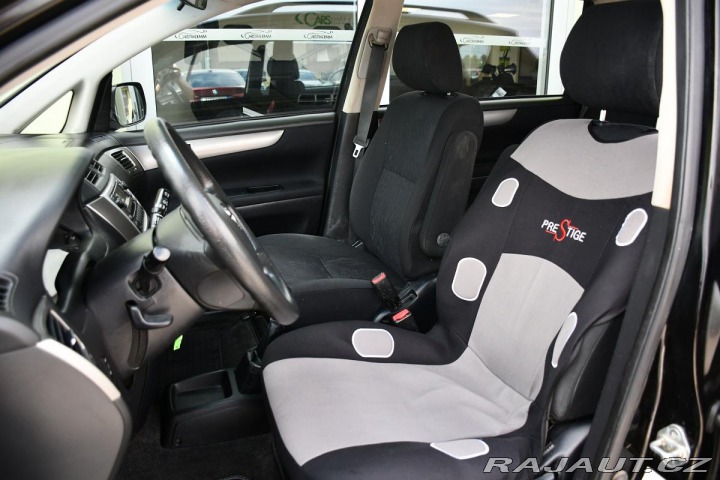 Toyota Avensis Verso 2.0D-4D 2xKOLA A/C 2005
