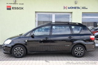 Toyota Avensis Verso 2.0D-4D 2xKOLA A/C 2005