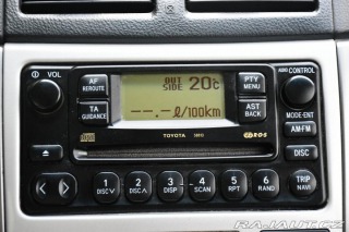 Toyota Avensis Verso 2.0D-4D 2xKOLA A/C 2005