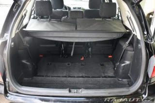 Toyota Avensis Verso 2.0D-4D 2xKOLA A/C 2005