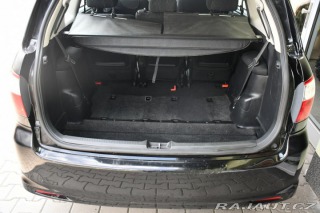 Toyota Avensis Verso 2.0D-4D 2xKOLA A/C 2005