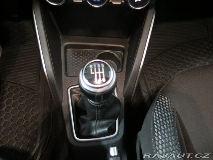 Dacia Duster 1.3TCe130,navi,kamery,výh 2019