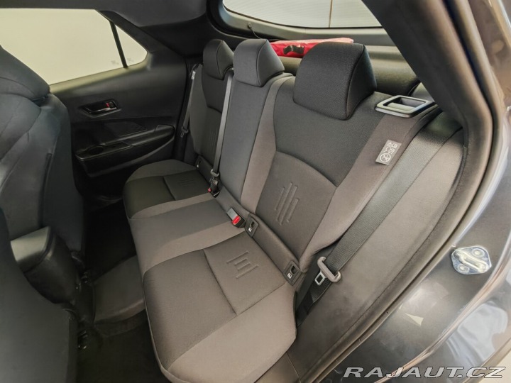 Toyota C-HR 2.0 PHEV 4x2 Style 2025