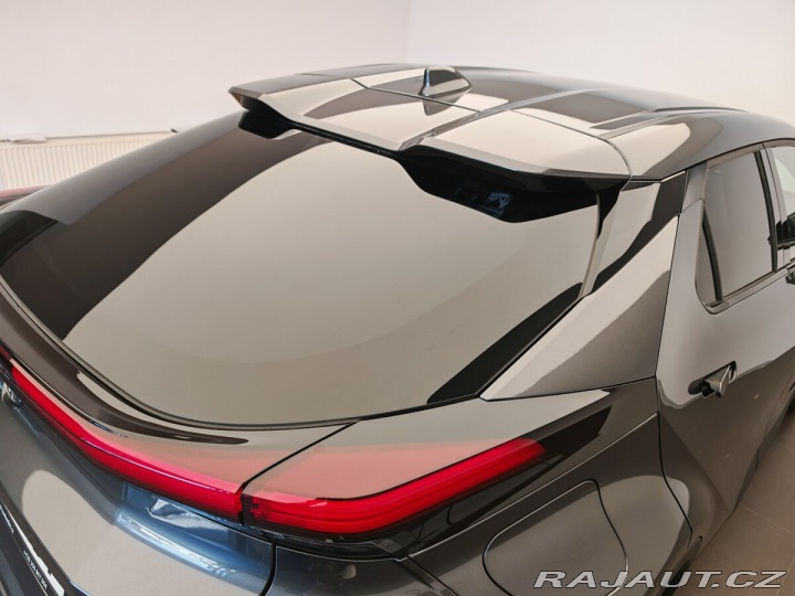 Toyota C-HR 2.0 PHEV 4x2 Style 2025