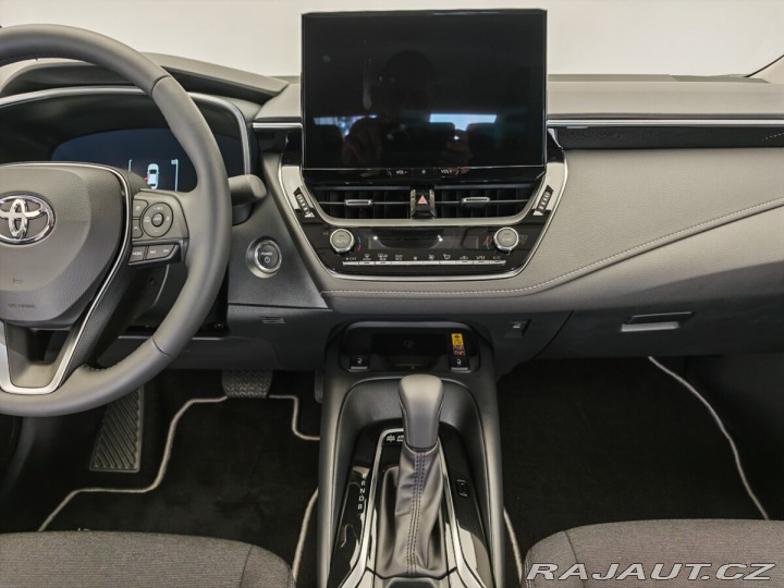 Toyota Corolla 1.8L (HEV speciální) 140 2025