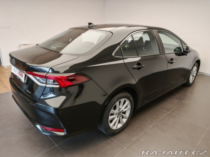 Toyota Corolla 1.8L (HEV speciální) 140 2025