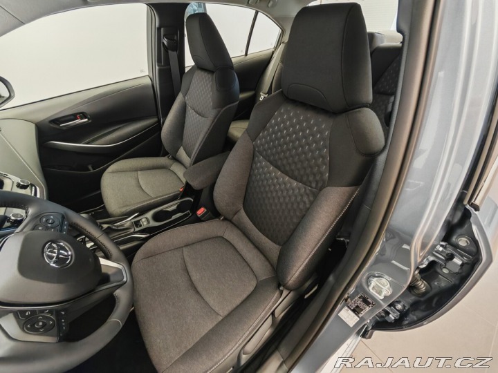 Toyota Corolla 1.8 Comfort Tech 4x2 2025