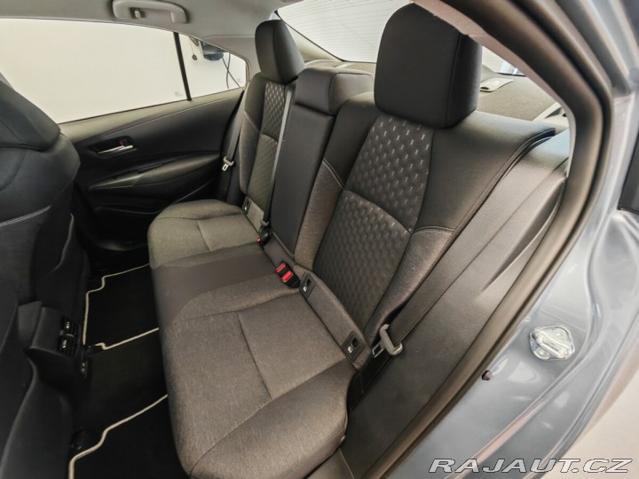 Toyota Corolla 1.8L (HEV speciální) 140 2025