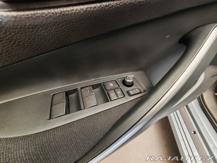 Toyota Corolla 1.8L (HEV speciální) 140 2025