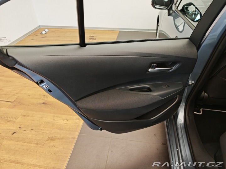 Toyota Corolla 1.8 Comfort Tech 4x2 2025