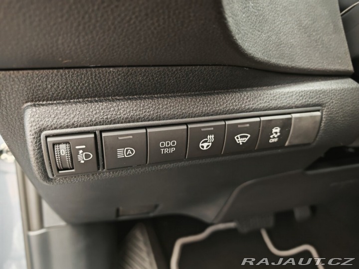 Toyota Corolla 1.8L (HEV speciální) 140 2025