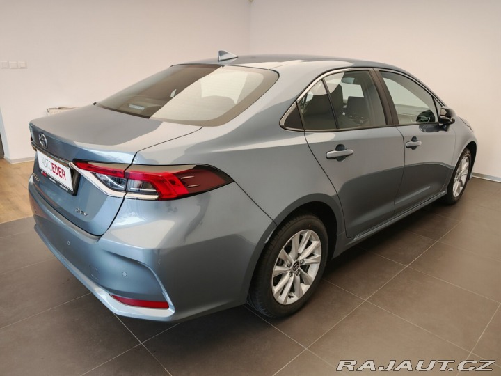 Toyota Corolla 1.8L (HEV speciální) 140 2025