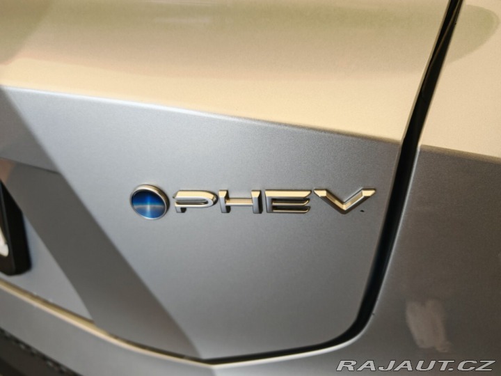 Toyota C-HR 2.0 PHEV 4x2 Style 2024