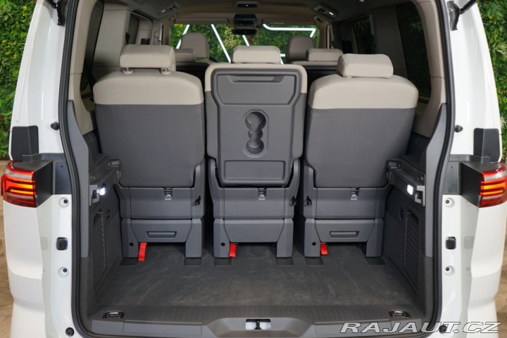Volkswagen Multivan EDITION*DCC*ACC*ZÁRUKA*MA 2025