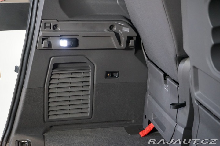 Volkswagen Multivan EDITION*DCC*ACC*ZÁRUKA*MA 2025