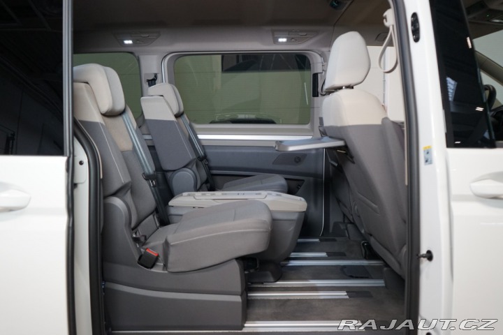 Volkswagen Multivan EDITION*DCC*ACC*ZÁRUKA*MA 2025