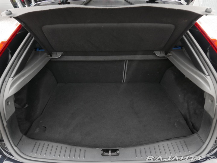 Ford Focus ST 2,5Turbo 166kW 2005