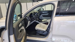 Volvo XC40 B4 2.0L 197+14 HP AT7 FWD 2025