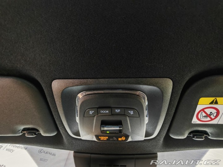 Toyota Corolla Cross 2.0 Hybrid (197 k) Comfor 2024