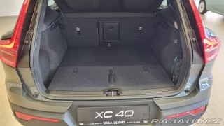 Volvo XC40 B3 2.0L 163 HP AT7 FWD CO 2025