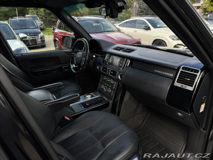 Land Rover Range Rover Vogue 4.4 V8 1.majitel ČR 2012