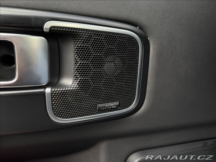 Land Rover Range Rover Vogue 4.4 V8 1.majitel ČR 2012