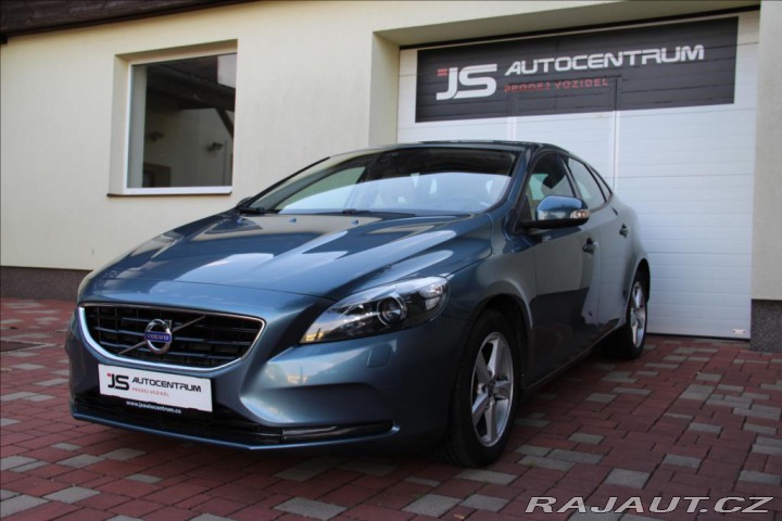 Volvo V40 1,6 D2 114PS Kinetic 2012